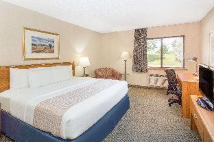 Hotel Baymont By Wyndham Davenport Chambre photo