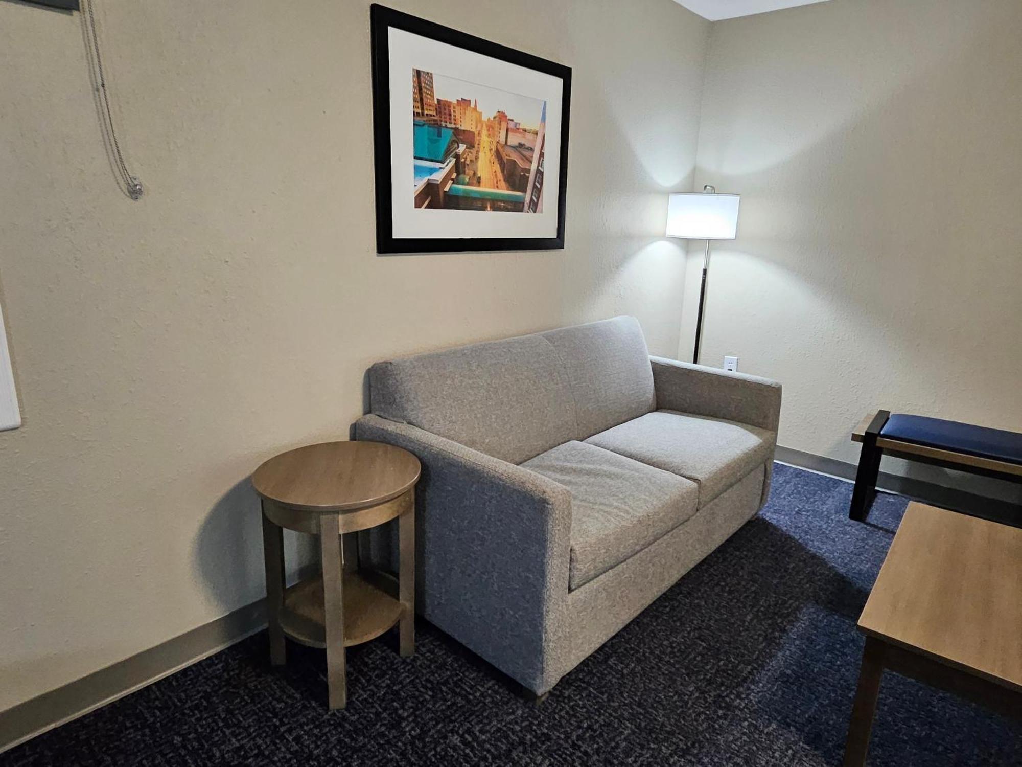 Hotel Baymont By Wyndham Davenport Extérieur photo